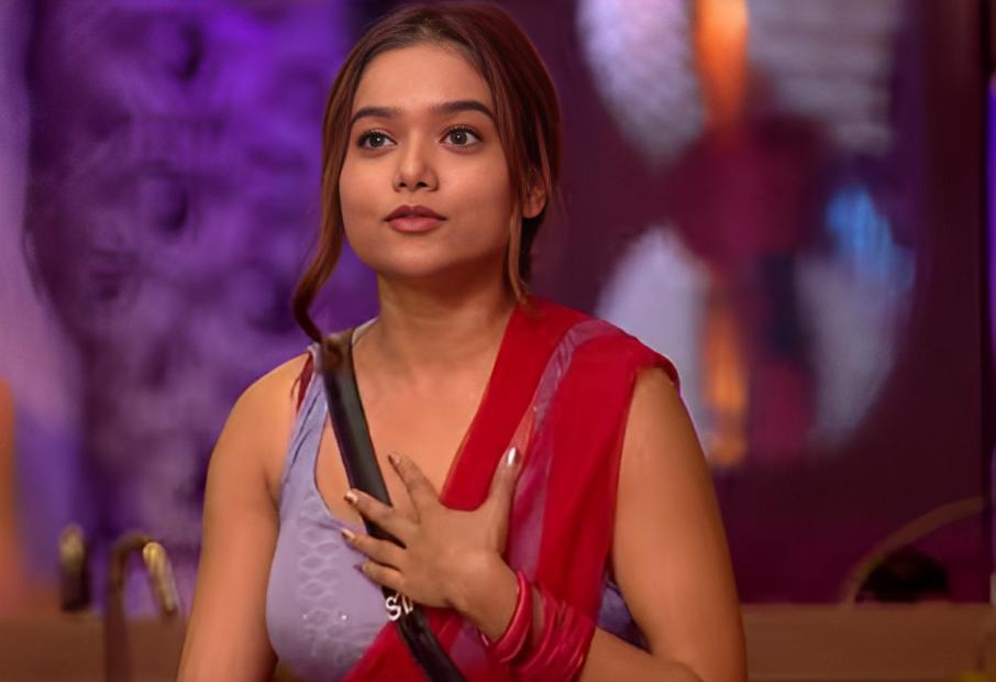 Manisha fearlessly displayed her unique personality, strengths, and vulnerabilities.